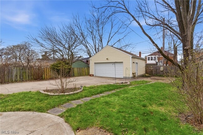 Building Photo - 3577 Cedarbrook Rd