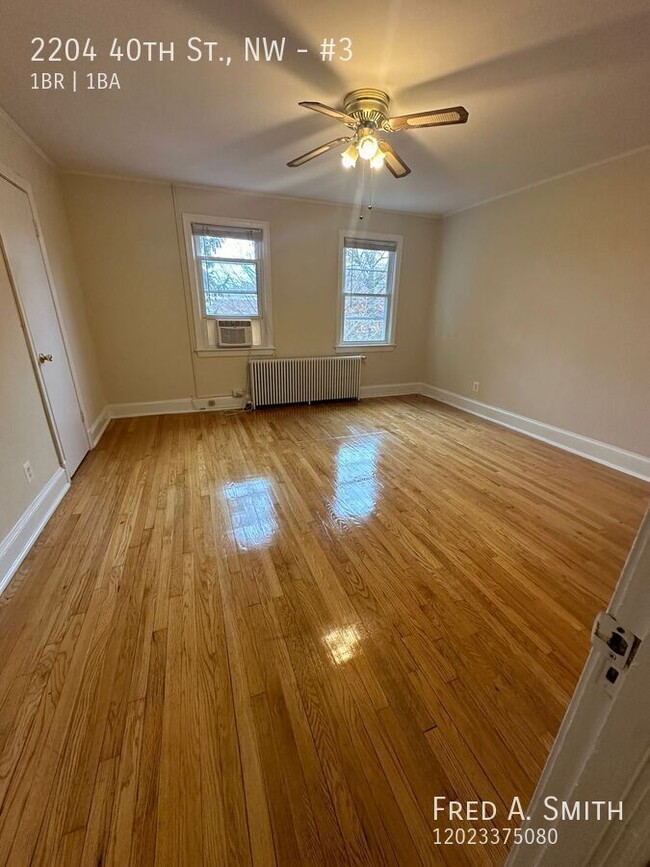 Building Photo - One-Bedroom + Enclosed Porch in Glover Park