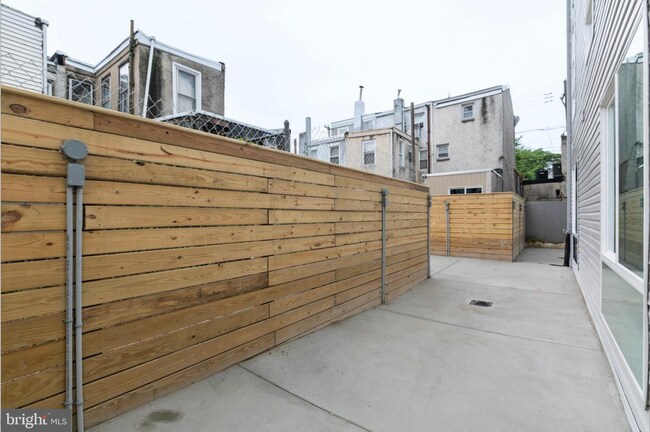 Building Photo - 2054 N 2nd St