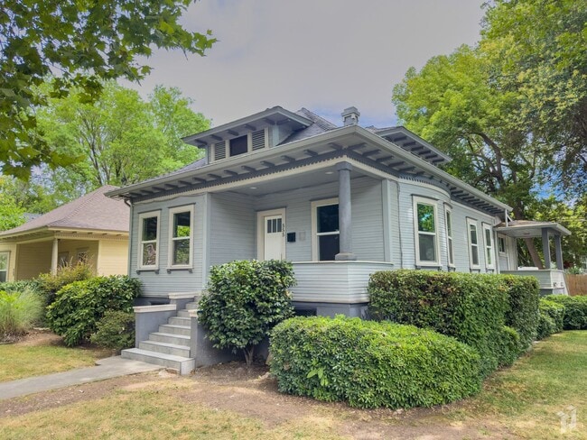 Primary Photo - Olive421 / E.4th555- RM