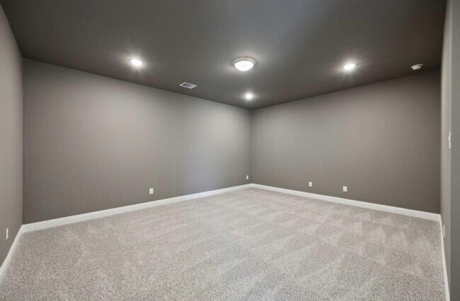 Building Photo - 31230 Casanova Drive