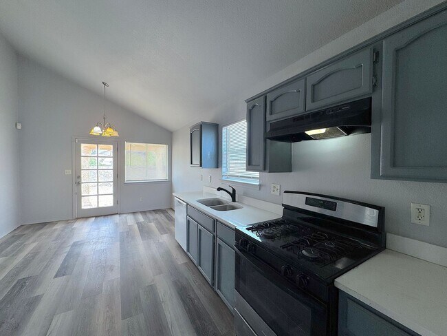 Building Photo - 12273 Tierra Maya Dr