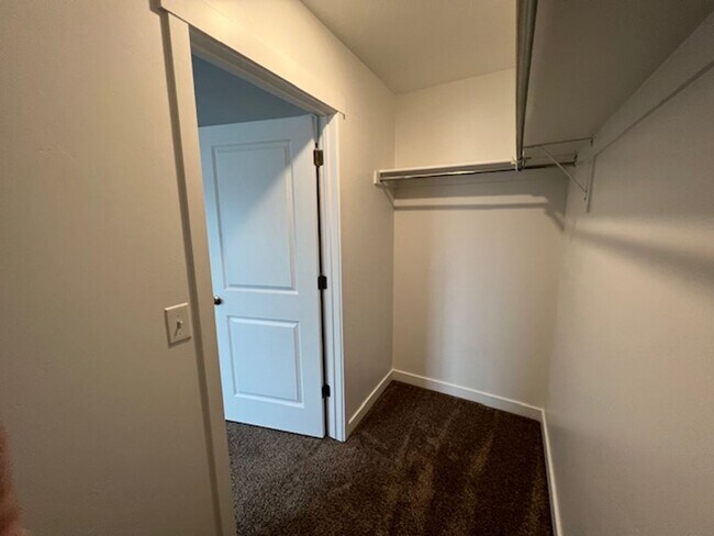 Building Photo - Gorgeous home in Payson, UT  Open house this Saturday 5/2/2026  12-1 pm  Come see.
