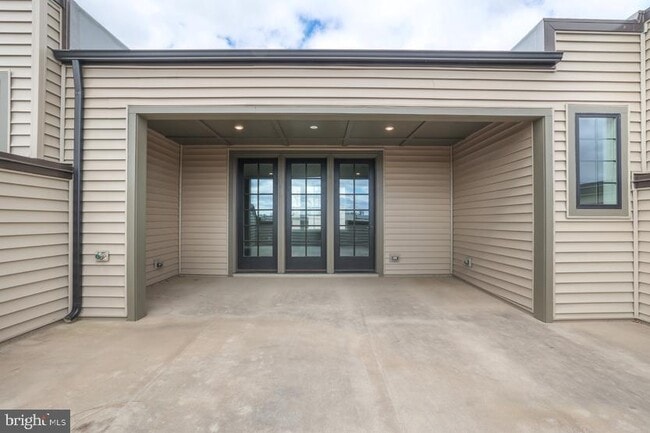 Building Photo - 22170 Penelope Heights Terrace