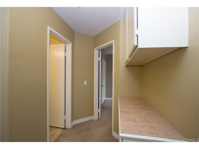Building Photo - 3573 Cougar Canyon Rd