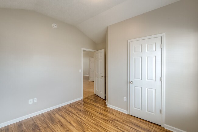 Building Photo - 2481 Crescenzio Way