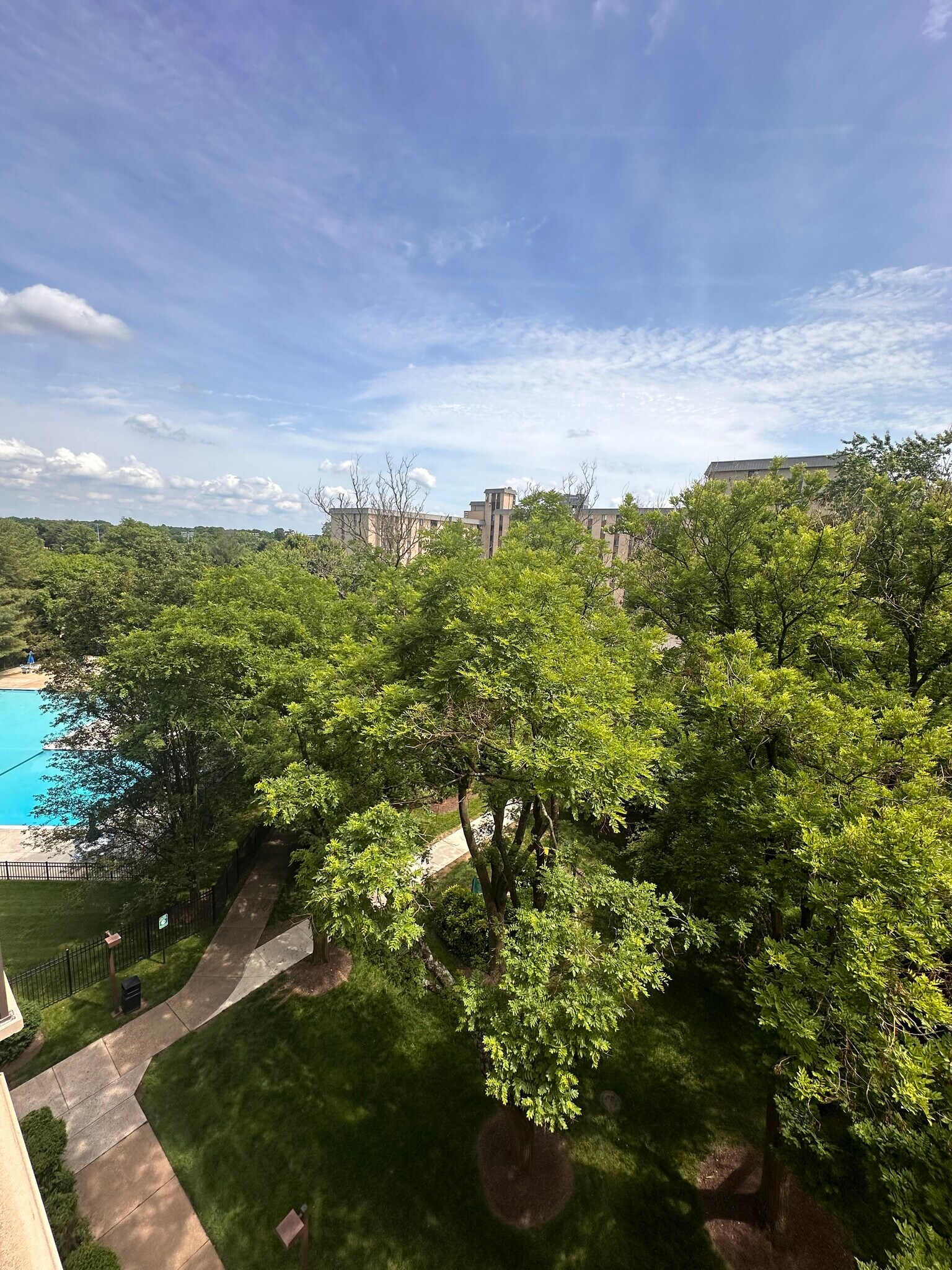 Building Photo - 6001 Arlington Blvd