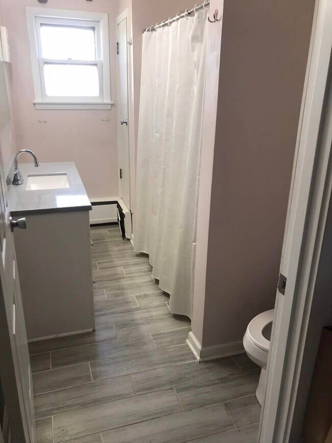 Building Photo - 2968 S 84th St