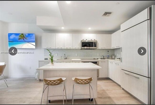 Primary Photo - 55 SW 9th St