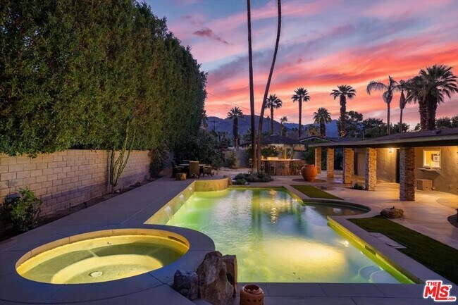 Building Photo - 74085 Old Prospector Trail