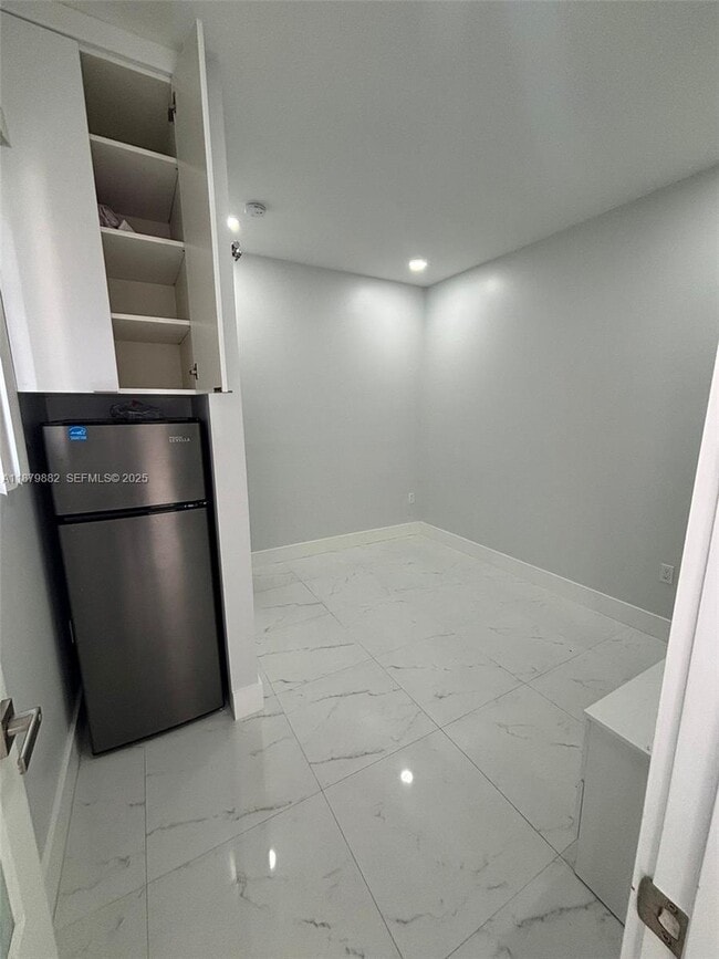 Building Photo - 29303 SW 142nd Ave