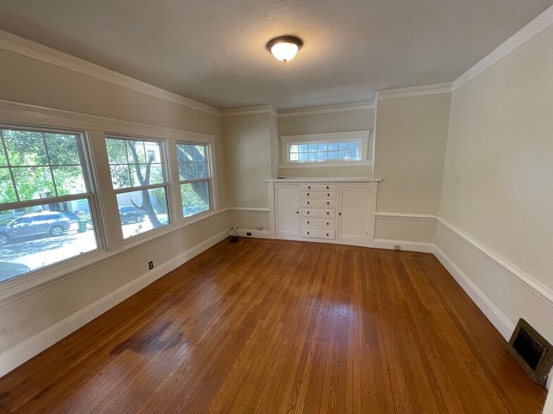Dining/livingroom - 2481 Hilgard Avenue