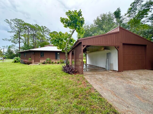 Building Photo - 6325 Corsica Blvd