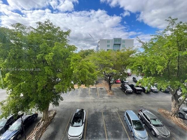 Building Photo - 9001 SW 77th Ave