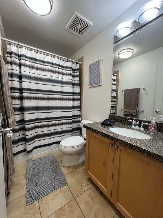 Building Photo - 92-1524-1524 Ali'inui Dr