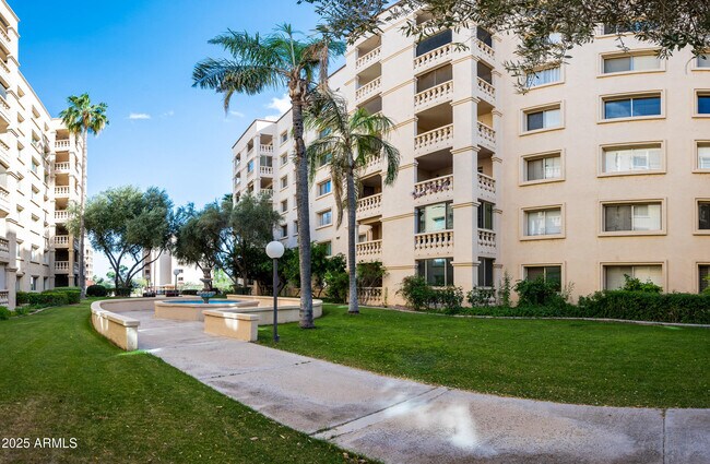 Building Photo - 7940 E Camelback Rd