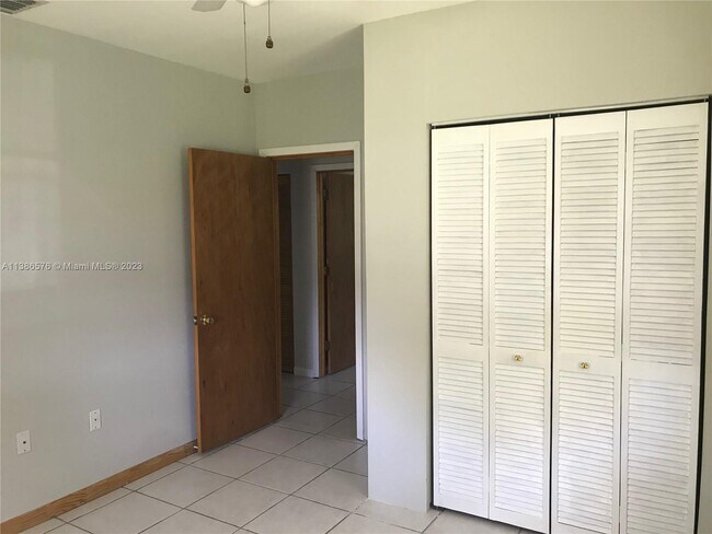 Building Photo - 201 Flagler Dr