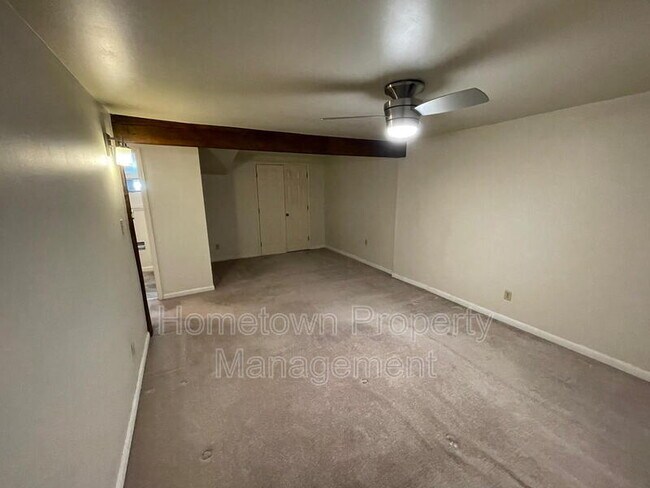 Building Photo - 105-107 N Hanover St