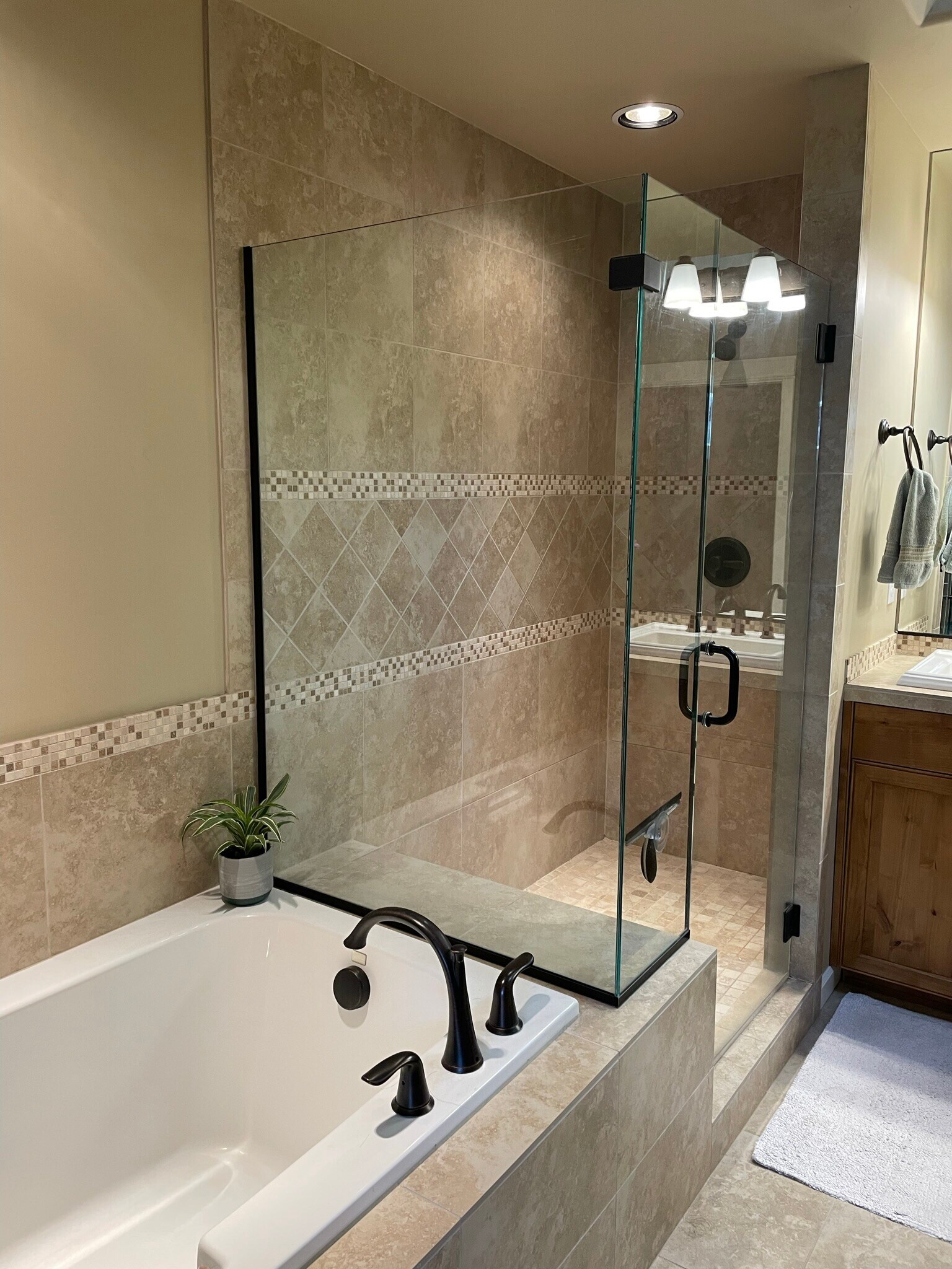 Building Photo - 12884 SW Sevilla Ave