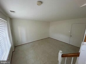 Building Photo - 4080 Fountainside Ln