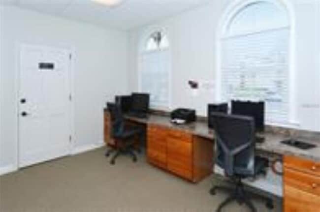 Building Photo - 4980 Baraldi Cir