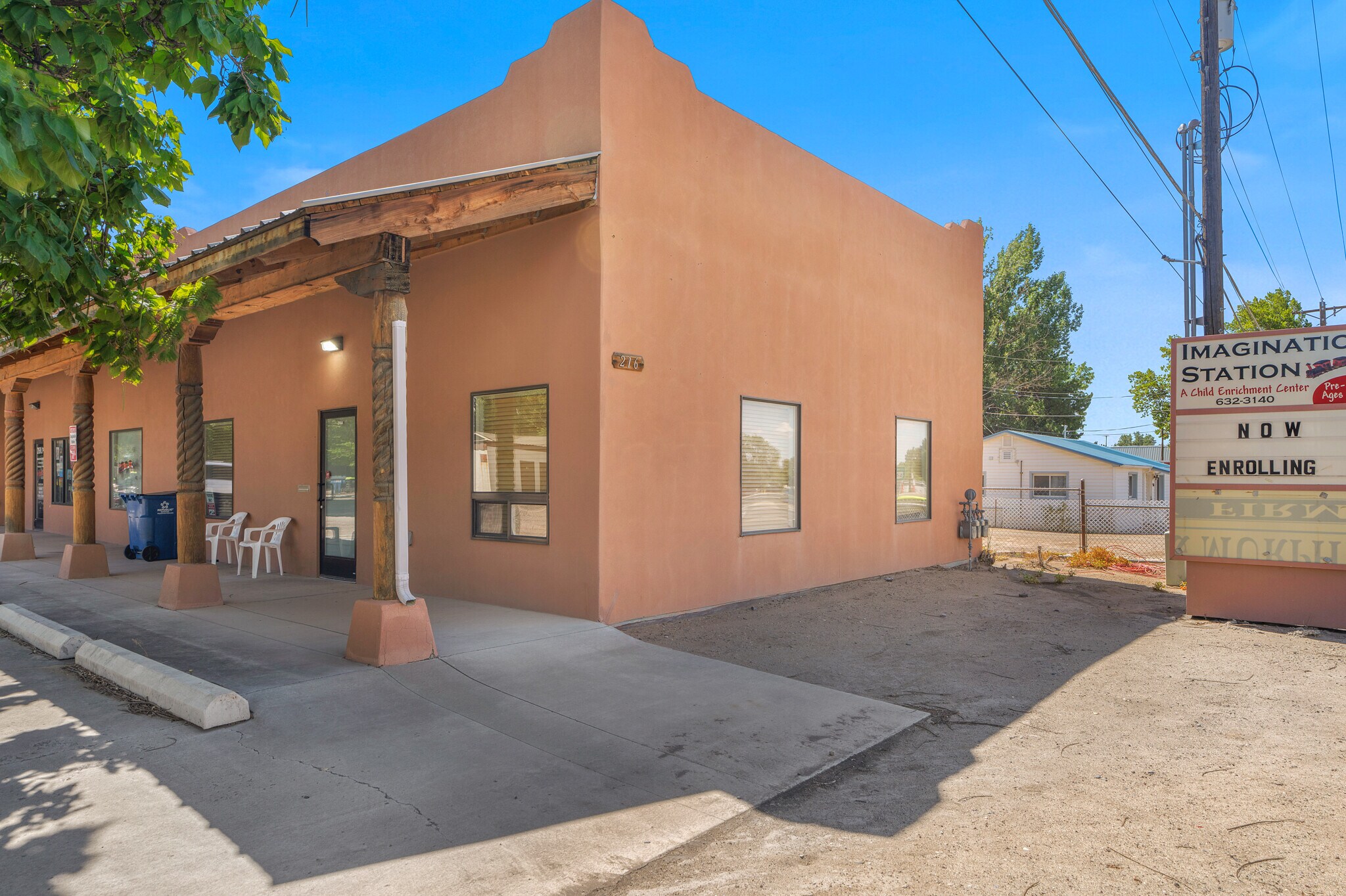 Building Photo - 216 N 1st St