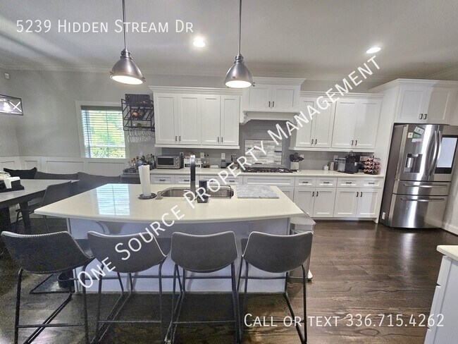 Building Photo - 5239 Hidden Stream Dr