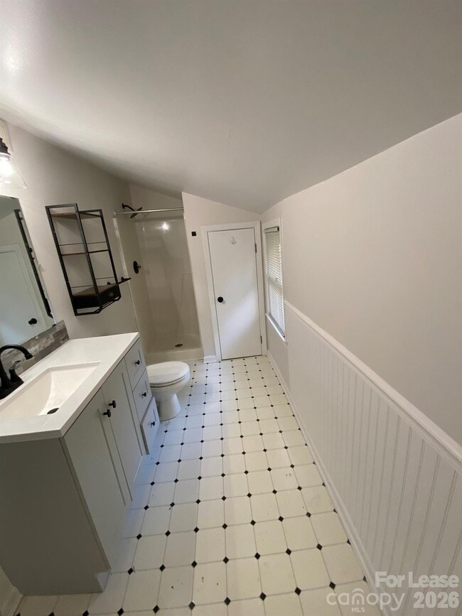 Building Photo - 4415 Garris Rd