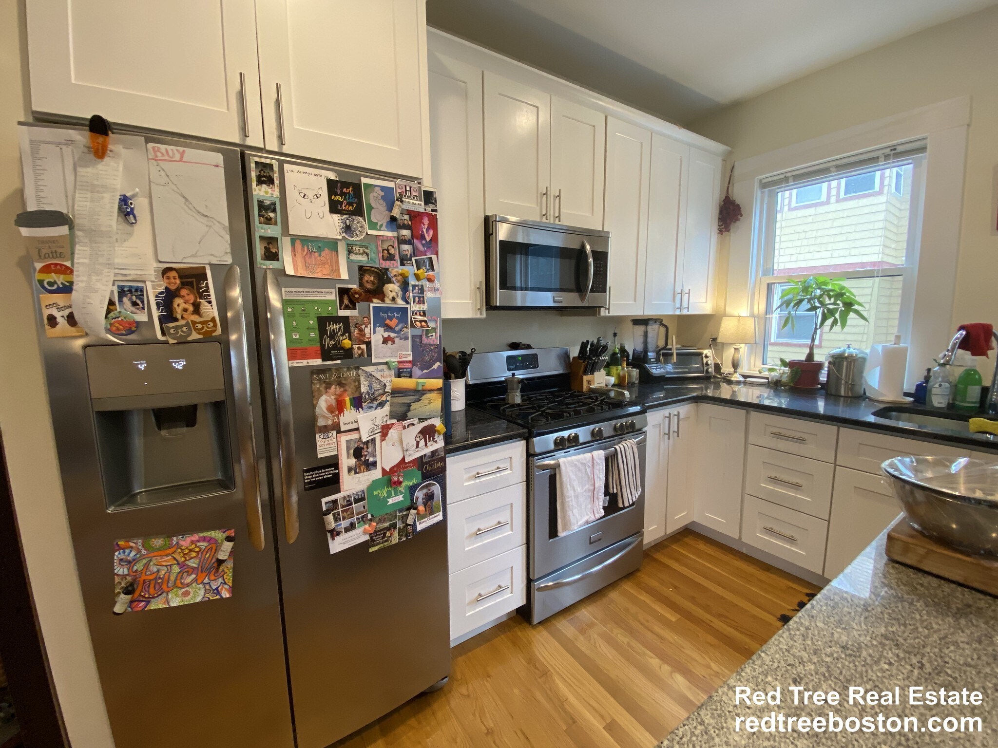 Building Photo - 177 School St