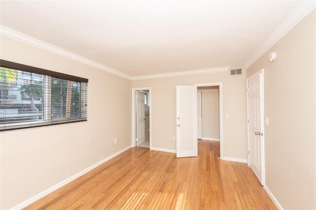 Building Photo - 201 Galen Dr