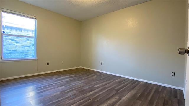 Building Photo - 1109 Falconcrest Ct