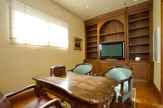 Building Photo - 1571 Silver Trail