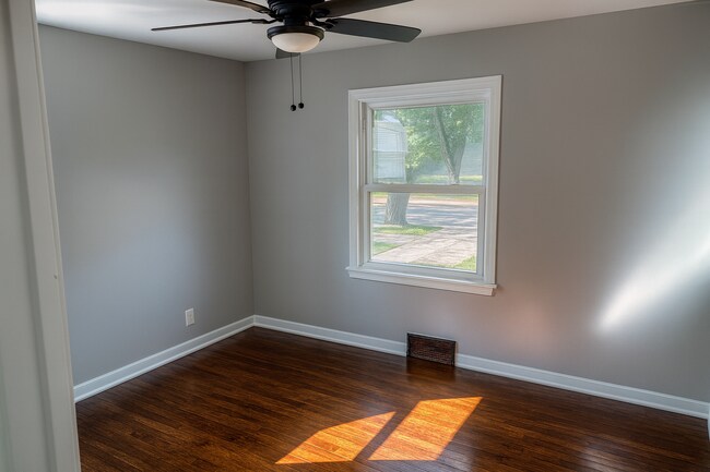 Building Photo - 4157 Feiner Dr