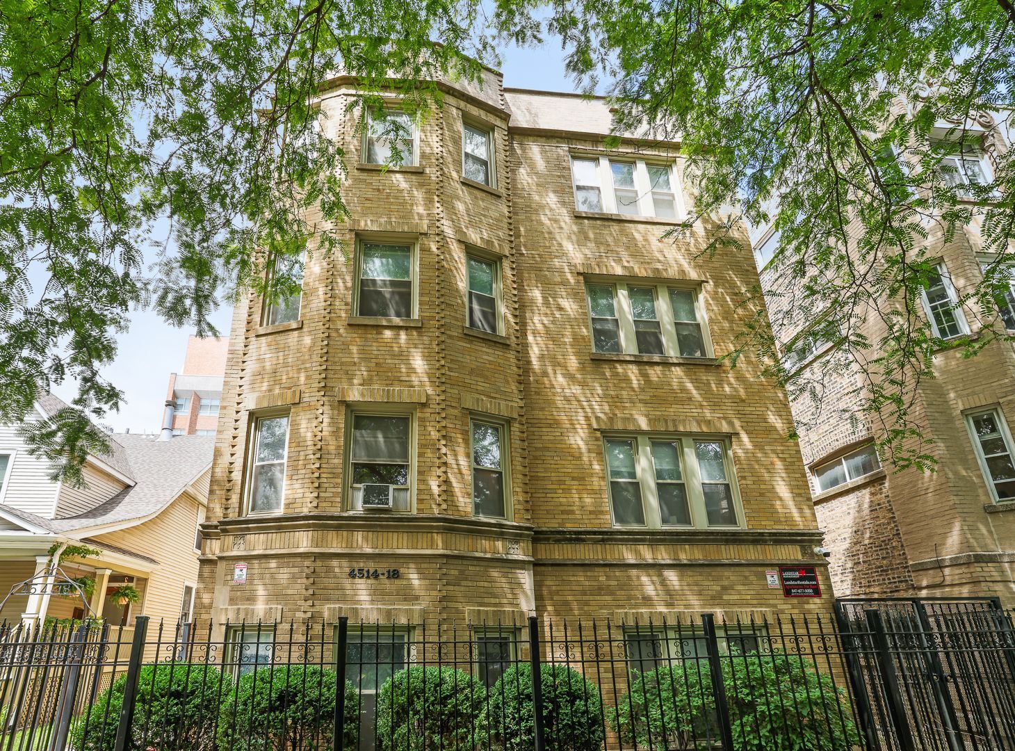 Building Photo - 4514 N Wolcott Ave