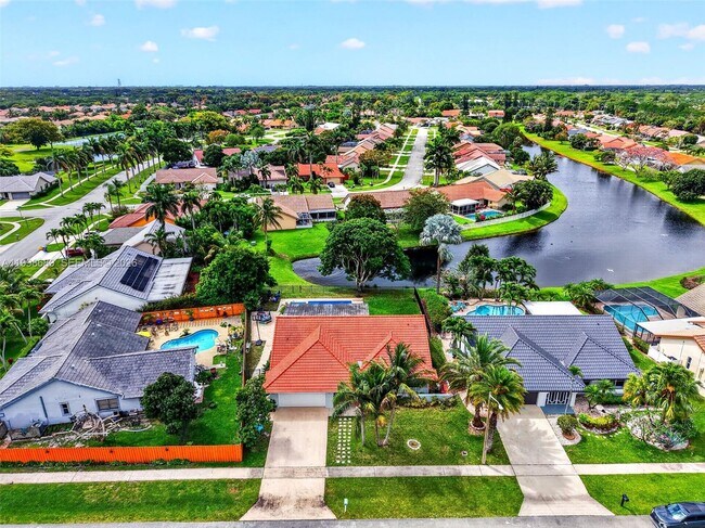 Building Photo - 9592 Majestic Way