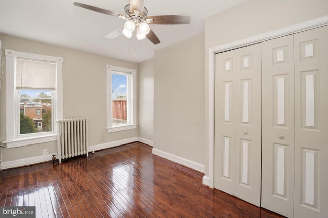 Building Photo - 633 8th St NE