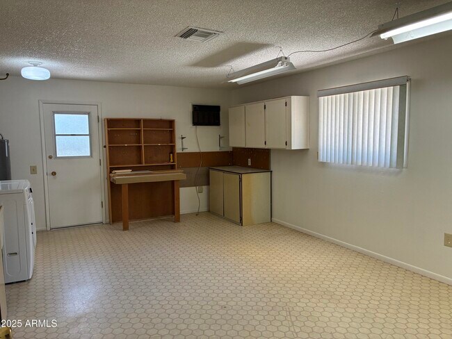 Building Photo - 17807 N 125th Dr