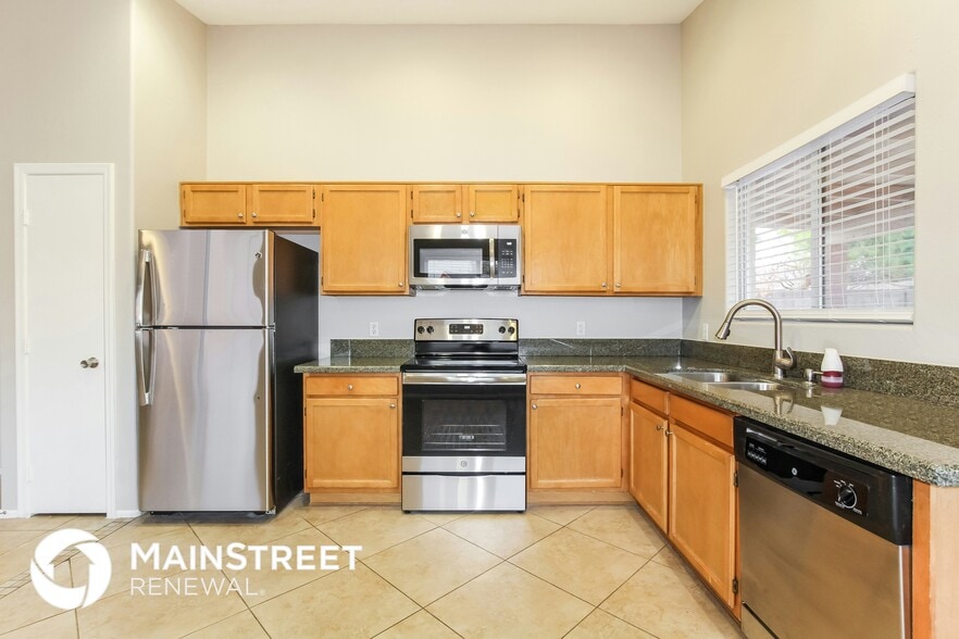 Building Photo - 2806 W Campo Bello Dr