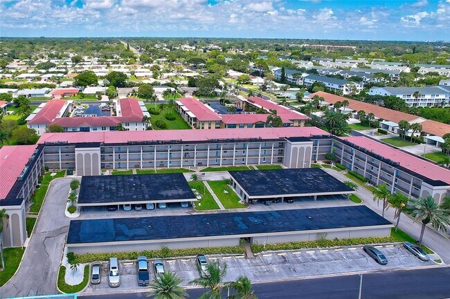 Building Photo - 10215 Regal Dr