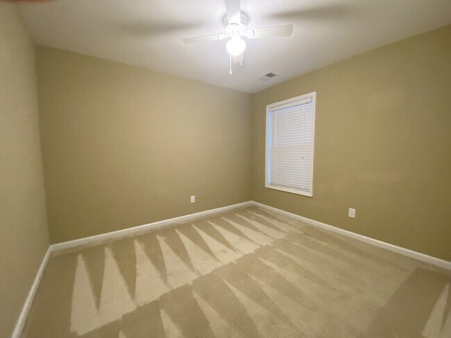 Building Photo - Five Bedroom Single Family Home in Cypress Ridge!