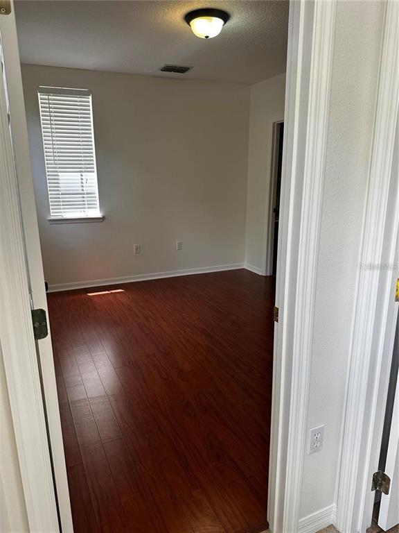 Building Photo - 1350 Chatfield Pl