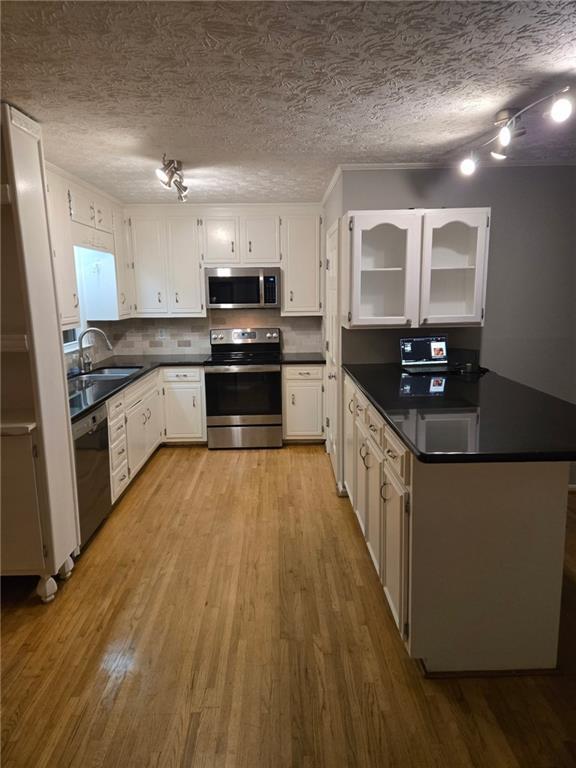 Building Photo - 3655 Liberty Ln