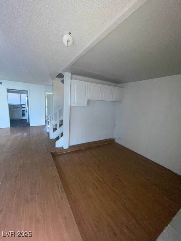 Building Photo - 2818 Calle Del Oro