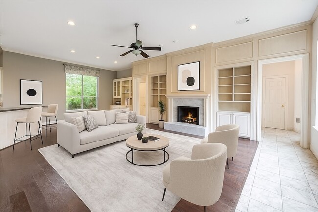 Building Photo - 5901 Glen Heather Dr