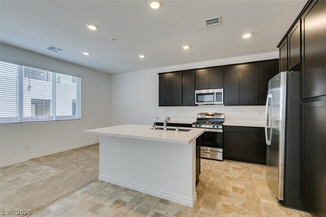 Building Photo - 1532 Eliana Xing Pl