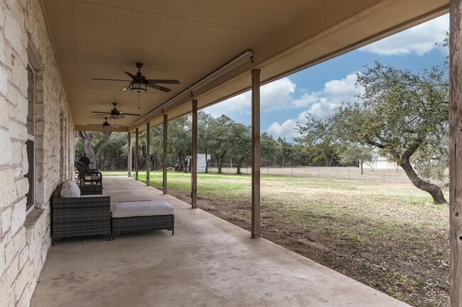 Building Photo - 2551 Spring Valley Dr