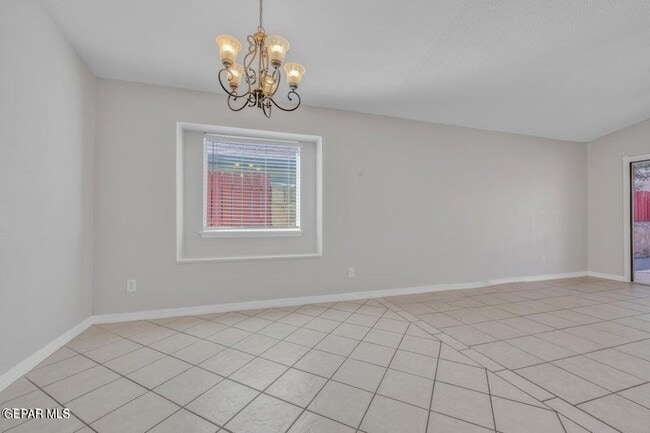 Building Photo - 12255 Via Del Rio