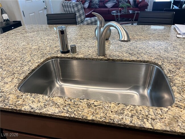 Building Photo - 2741 Crystal Blue St