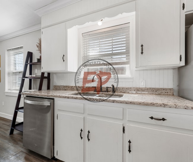 Building Photo - 6319 Wiethorn Dr