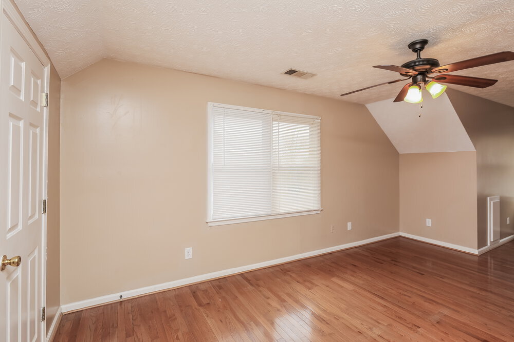 Building Photo - 710 Maggie Mae Ln